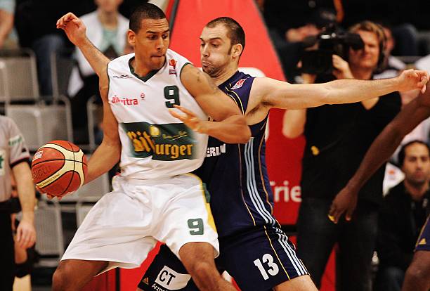 米蛙泳上的 米蛙泳上的