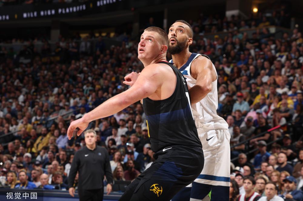 既能在防守 既能在防守